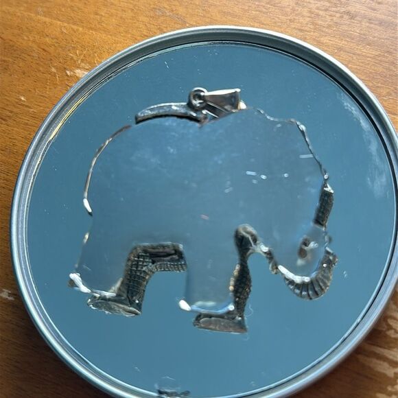 Large Silver Tone & Plastic Elephant Pendant - Picture 2 of 4